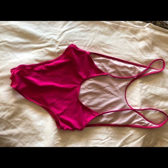 BRAND 🆕 Pink One Piece Swimsuit - Picture 5 of 5